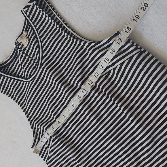 🦋J. CREW striped ruffled hem tank top NWOT - Picture 8 of 11